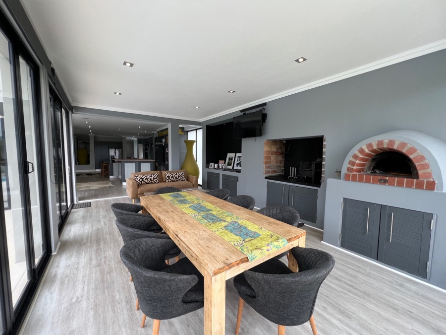 4 Bedroom Property for Sale in Oubaai Western Cape